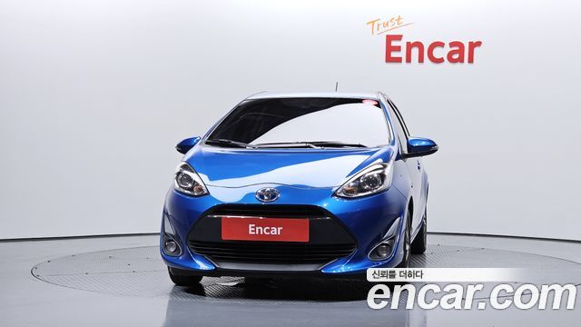 Toyota Prius из Кореи Encar
