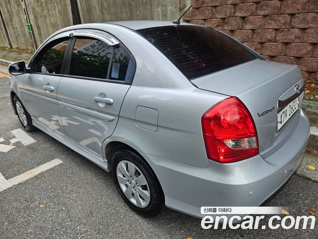Hyundai Verna из Кореи Encar