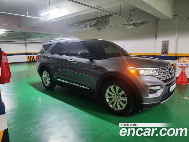 Ford Explorer 2.3 LimIted 4WD — пробег 54 947 км — фото 2 из 5