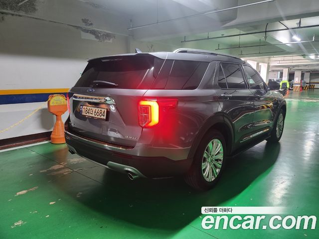 Ford Explorer 2.3 LimIted 4WD — пробег 54 947 км — фото 3 из 5