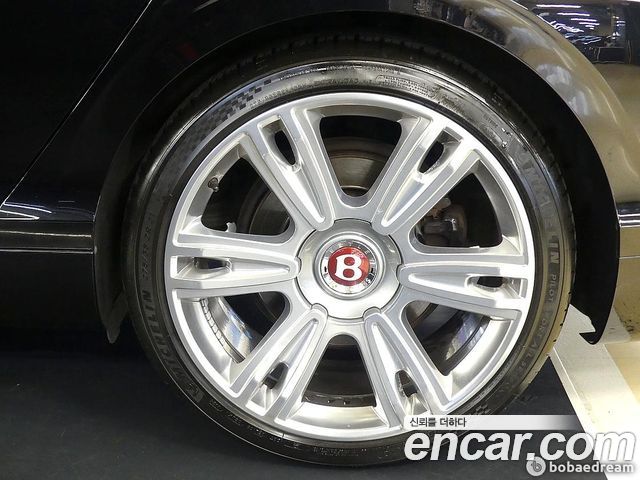 Bentley Flying Spur из Кореи Encar