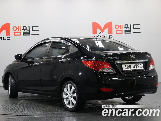 Hyundai Accent 1.6 GDI Top — пробег 76 010 км — фото 4 из 5