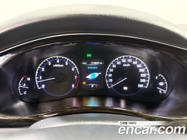 Hyundai Genesis из Кореи Encar