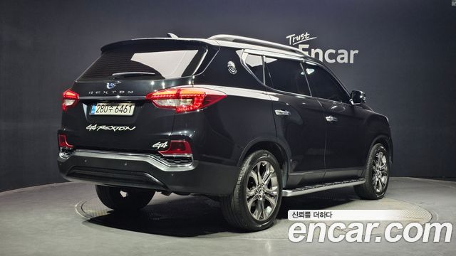 Ssangyong Rexton из Кореи Encar