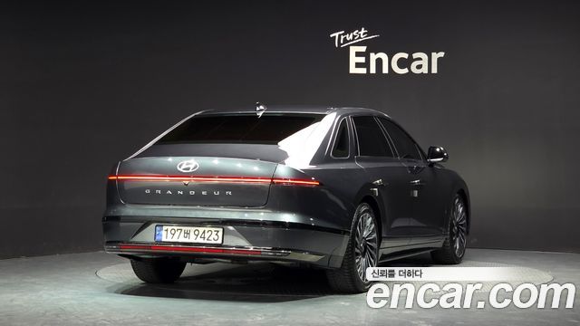 Hyundai Grandeur из Кореи Encar