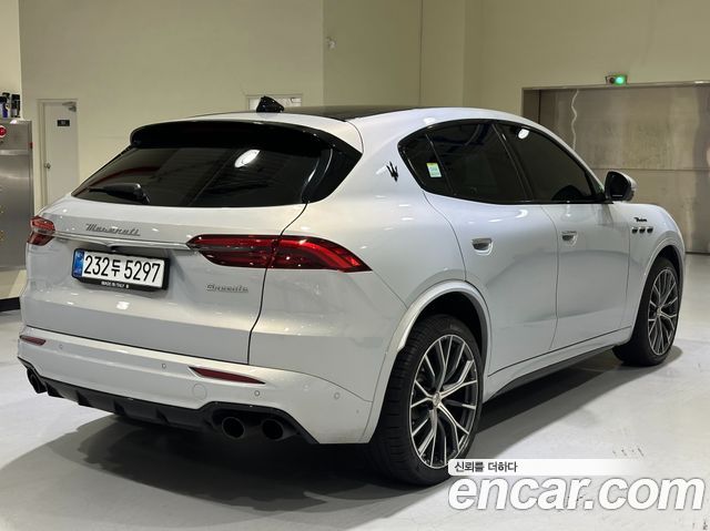Maserati Grecale из Кореи Encar