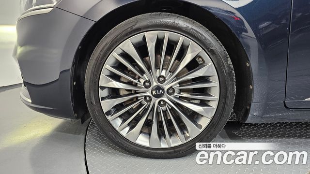 Kia K7 из Кореи Encar