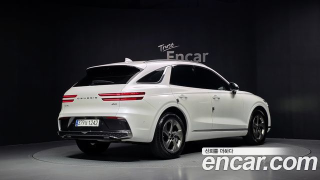 Genesis GV70 из Кореи Encar