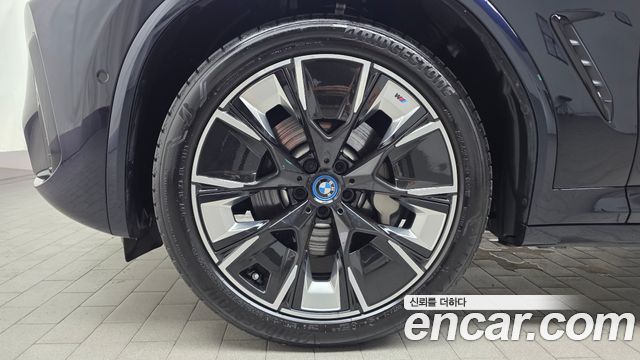 BMW iX3 M Sports — пробег 21758 км