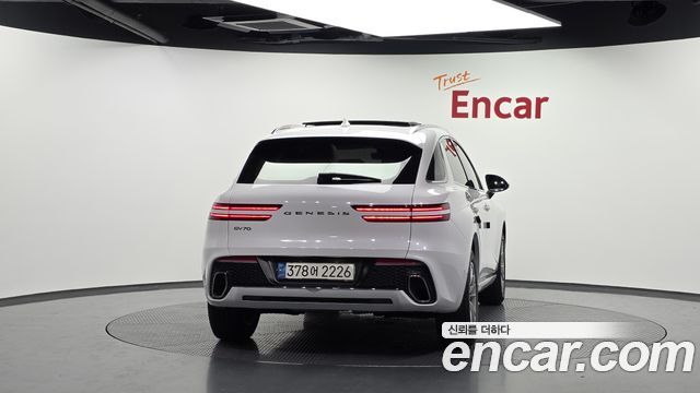 Genesis GV70 из Кореи Encar
