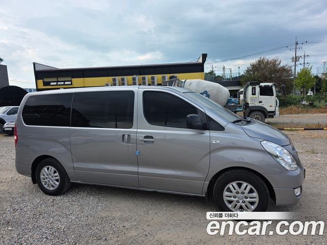 Hyundai Starex 5-Seater VAN Modern — пробег 188 000 км — фото 3 из 5