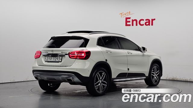 Mercedes-Benz GLA-Class из Кореи Encar