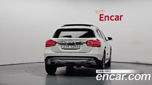 Mercedes-Benz GLA-Class из Кореи Encar