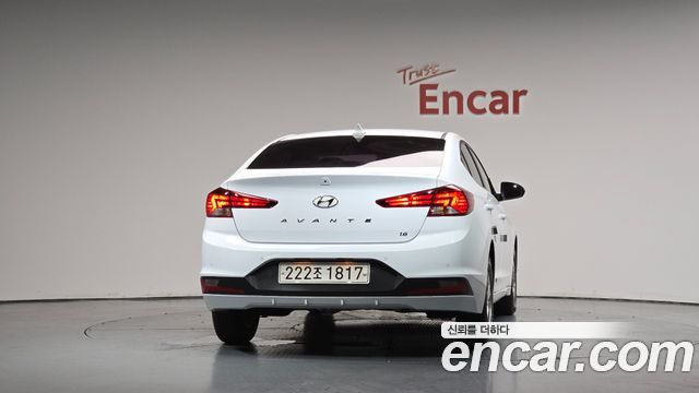 Hyundai AVANTE из Кореи Encar