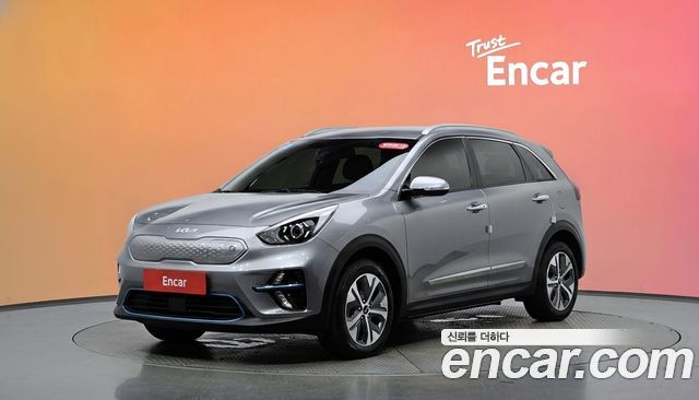 Kia Niro Prestige — пробег 25 331 км — фото 1 из 5