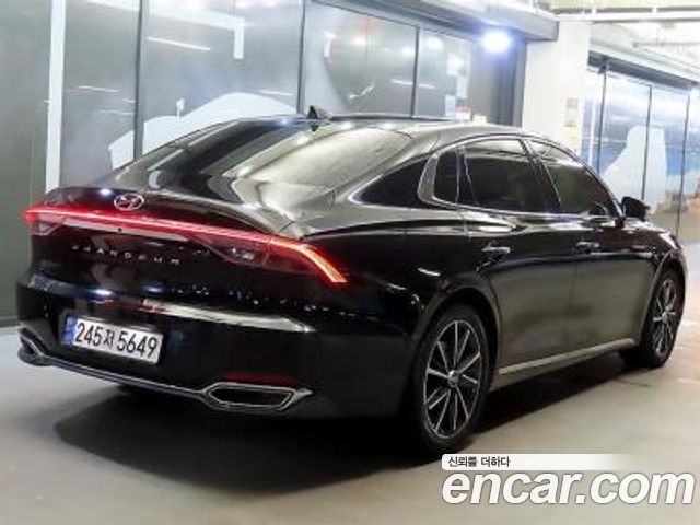 Hyundai Grandeur 2.5 Le Blanc — пробег 37500 км