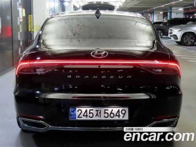 Hyundai Grandeur 2.5 Le Blanc — пробег 37500 км