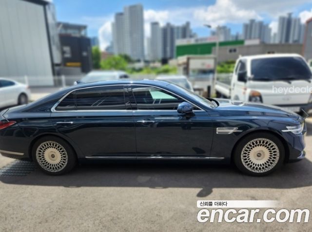 Genesis G90 5.0 AWD Prestige — пробег 245988 км