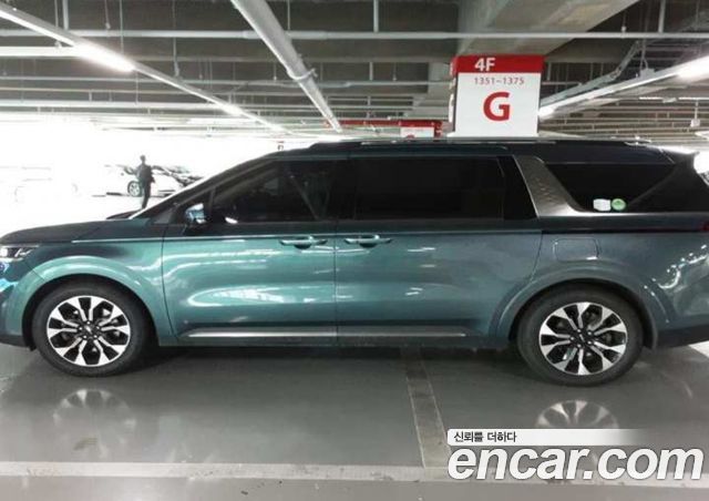 Kia Carnival Gasoline 9-Seater Signature — пробег 120619 км