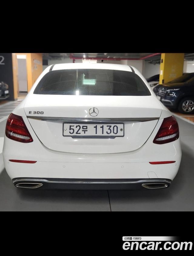Mercedes-Benz E-Class из Кореи Encar