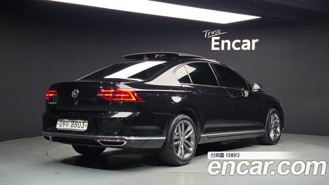 Volkswagen Passat 2.0 TDI Prestige — пробег 151 429 км — фото 2 из 5