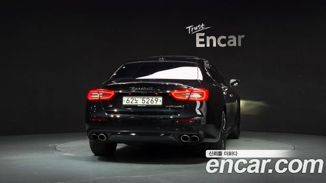 Maserati Quattroporte S Q4 3.0 V6 Granlusso 2017 — пробег 67 801 км