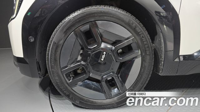 Kia EV9 Long Range 4WD Earth — пробег 138419 км