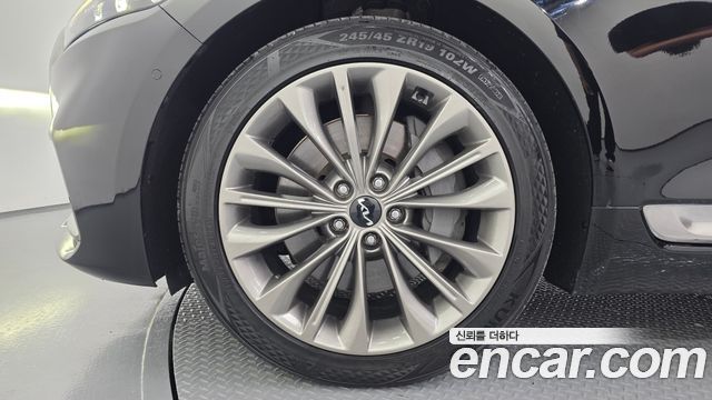 Kia K9 из Кореи Encar