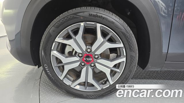 Kia Seltos из Кореи Encar