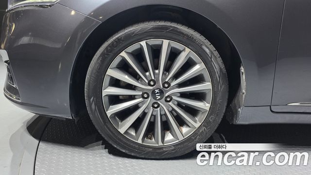 Kia K7 из Кореи Encar