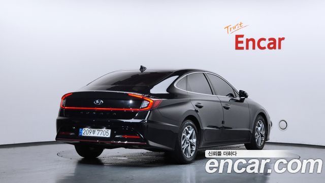 Hyundai Sonata 2.0 Premium Plus — пробег 77 097 км — фото 2 из 5