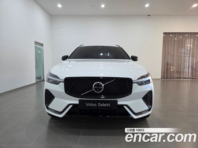 Volvo XC60 B5 Ultra Dark Air Sus — пробег 4 834 км — фото 3 из 5