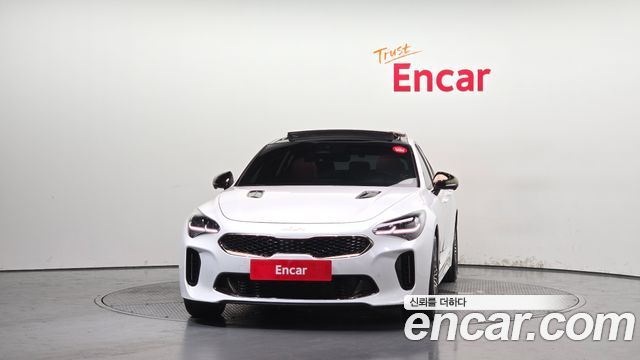 Kia Stinger из Кореи Encar