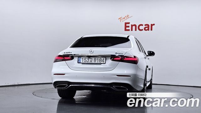 Mercedes-Benz E-Class из Кореи Encar