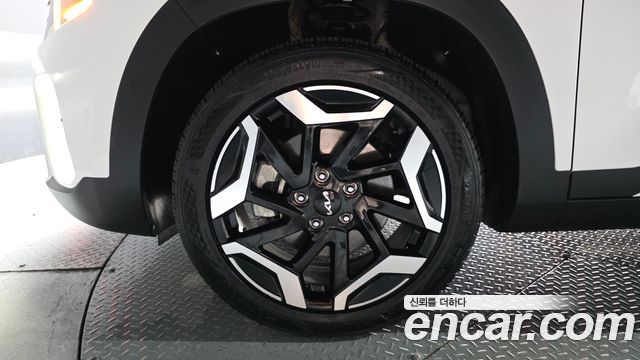 Kia Seltos из Кореи Encar