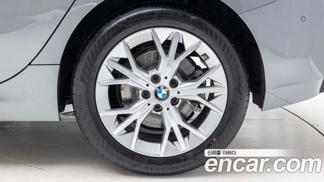 BMW 1-Series 120 — пробег 4 340 км — фото 5 из 5