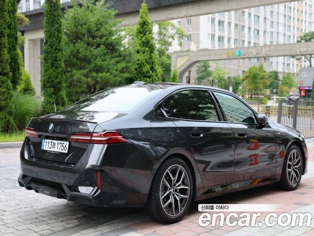 BMW 5-Series 520i M Sport — пробег 26 363 км — фото 4 из 5