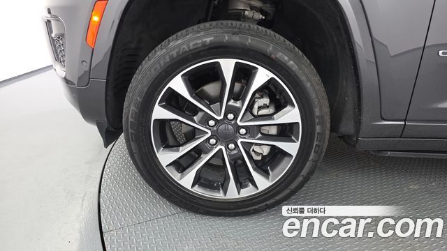 Jeep Cherokee L 3.6 Overland — пробег 58963 км