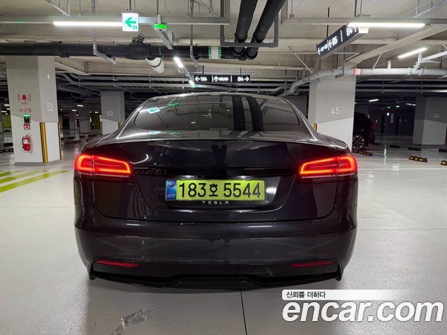Tesla Model S AWD — пробег 2 355 км — фото 4 из 5