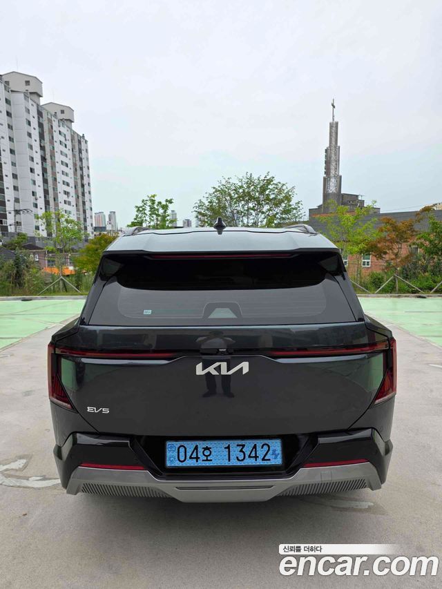 Kia EV5 Long Range 2WD Earth — пробег 1 102 км