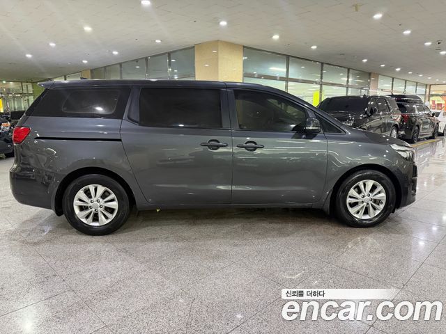 Kia Carnival из Кореи Encar