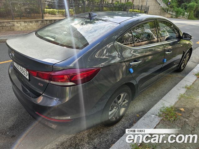 Hyundai AVANTE из Кореи Encar
