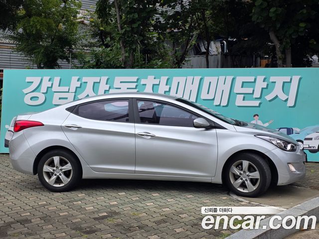 Hyundai AVANTE M16 GDI Luxury — пробег 112722 км