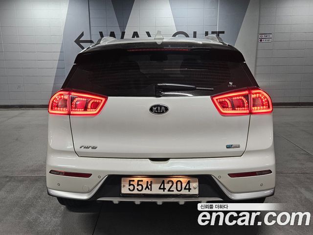 Kia Niro Noblesse — пробег 66857 км