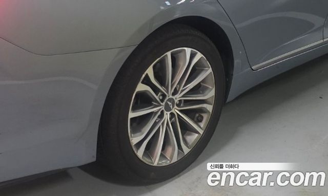 Hyundai Genesis из Кореи Encar
