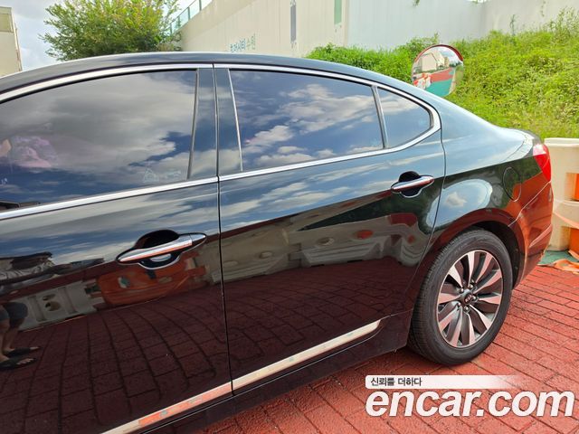 Kia K7 700h Prestige — пробег 177600 км