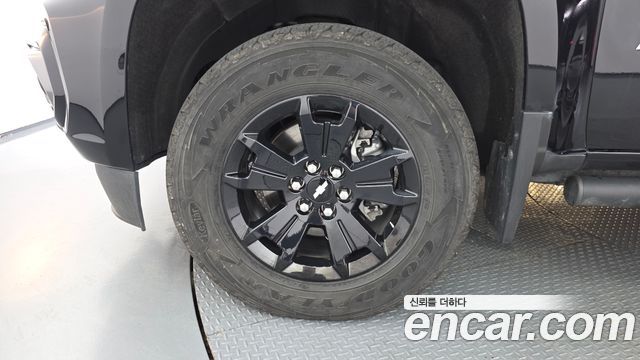 Chevrolet (Daewoo) Colorado 3.6 Z71-X Midnight 4WD — пробег 43 612 км