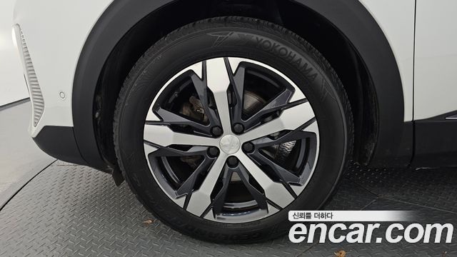Peugeot 3008 1.2 Pure Tech Allure — пробег 37 768 км