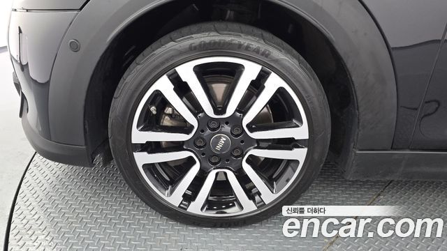 Mini Cooper из Кореи Encar