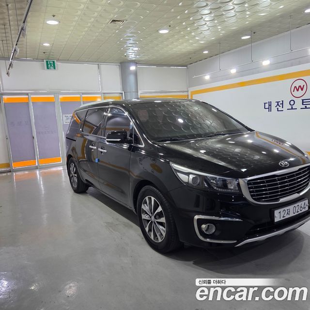 Kia Carnival из Кореи Encar